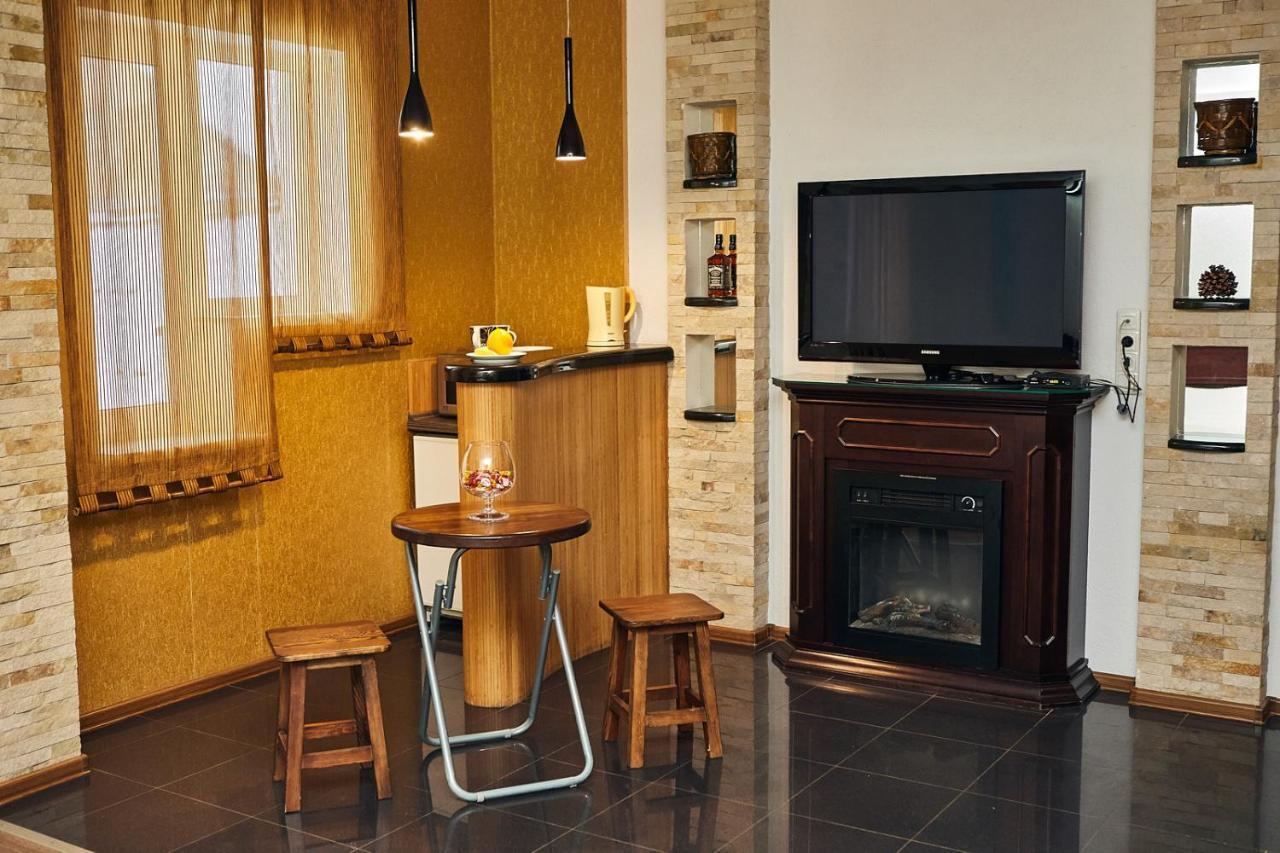 Africa Apartment Vinnytsia Bagian luar foto